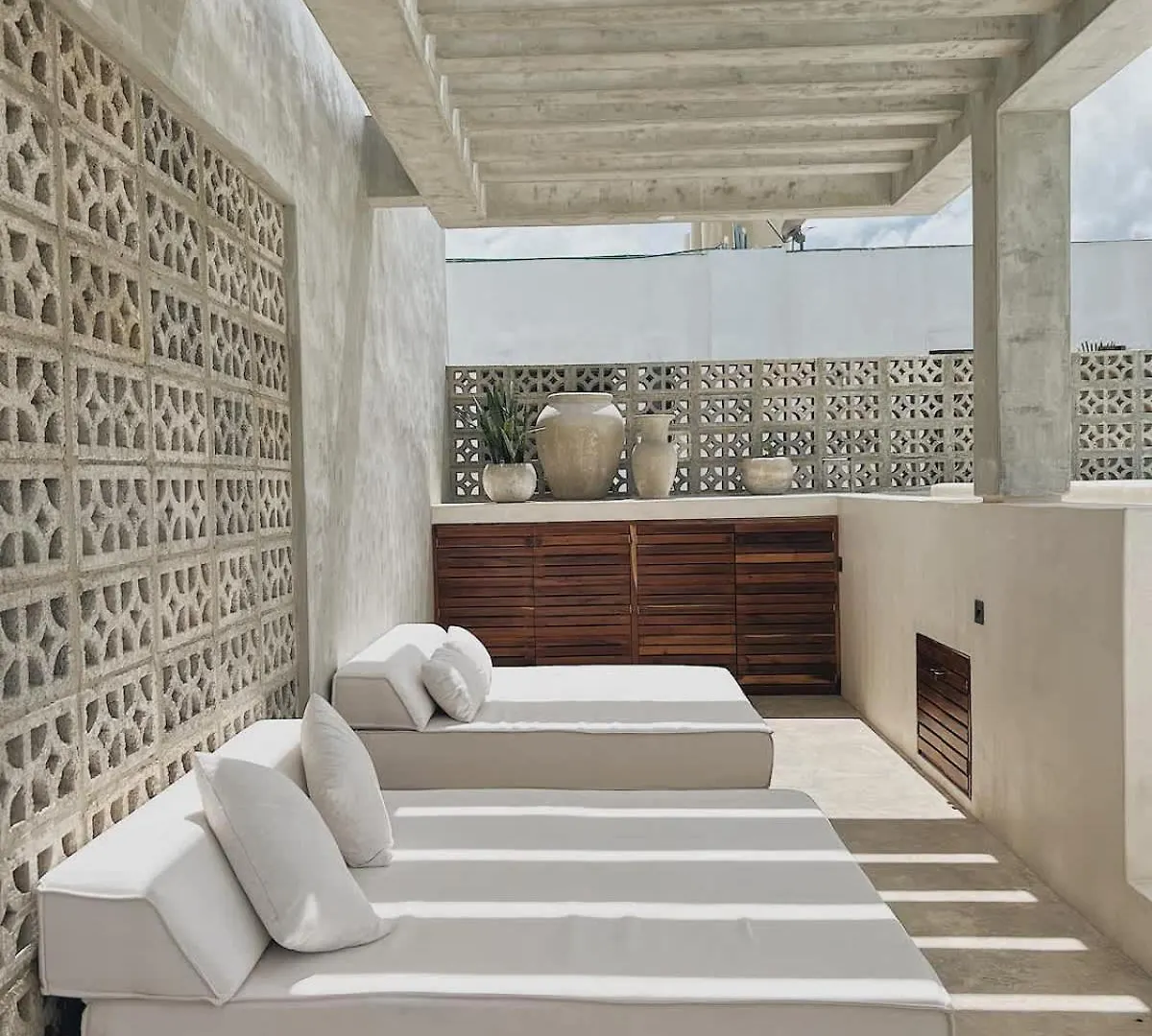 Infinity Pool In Veleta Apartment Tulum